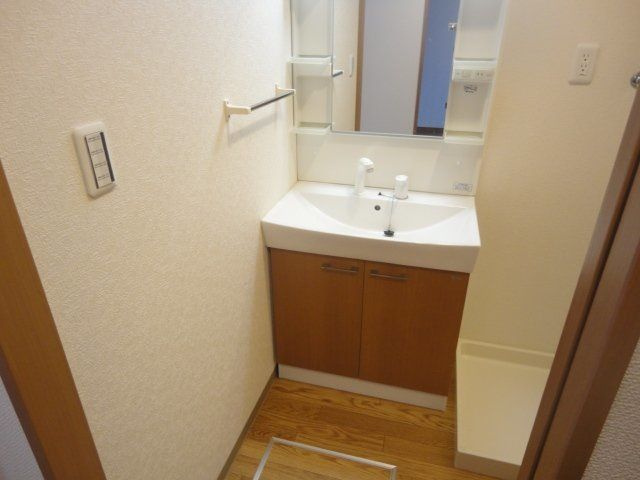 コンフォースの洗面所