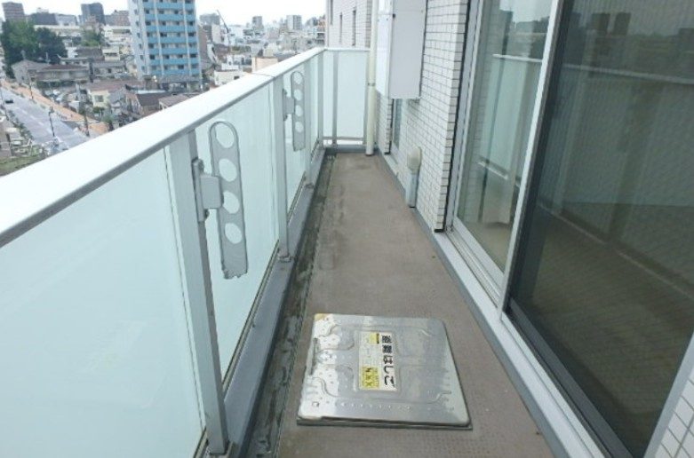コンフォルテハイム池袋のバルコニー