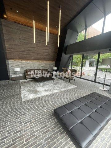 パークアクシス新宿百人町のロビー