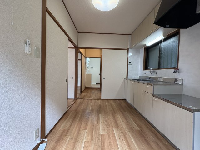 【居間・リビング】 | シャトー有馬 | シャトー有馬（Good Home)