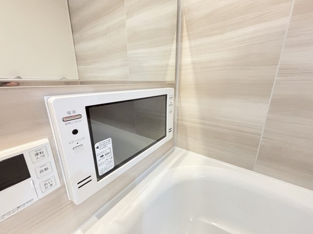 大きな浴室TVが我が家の特徴に！！大人も子供もお風呂の時間がより一層楽しみになるかもしれません！