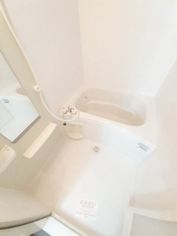 熊本市東区小山２丁目のアパートの浴室|日々の暮らしに欠かせないお風呂です