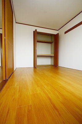 熊本市東区戸島西１丁目のアパートの内装|内装は落ち着いています