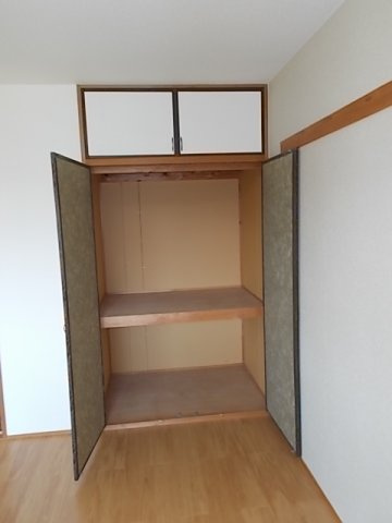 熊本市北区西梶尾町のアパートの収納|小物を収納するのに便利です