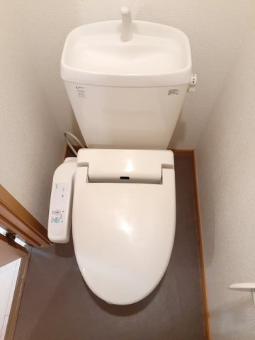 熊本市中央区黒髪６丁目のアパートのトイレ|トイレもきれいです