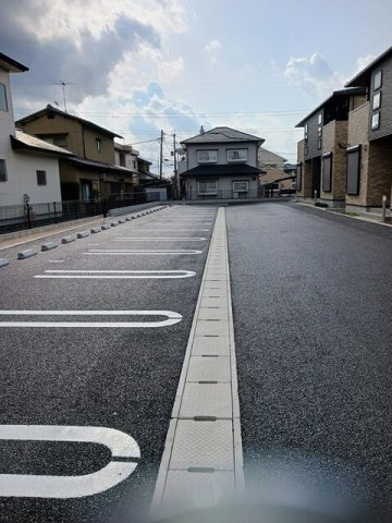 菊池郡菊陽町大字津久礼のアパートの駐車場|車をお持ちの方に嬉しい駐車場付きの物件です