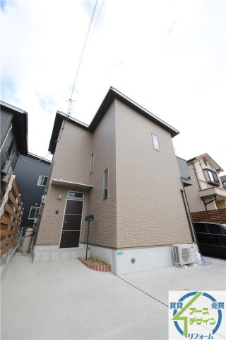 フォレスト住吉の駐車場
