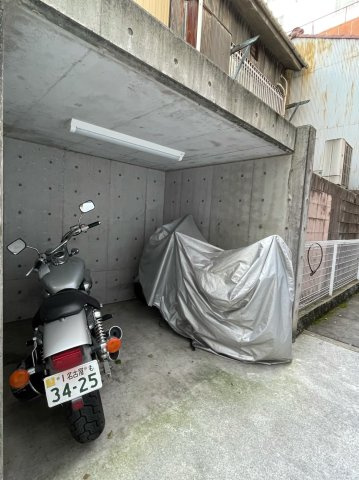 リヴシティ栄参番館　名古屋市賃貸　仲介手数料無料の駐車場