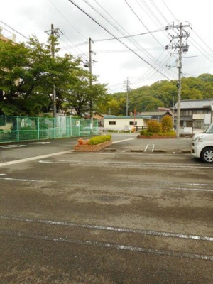 【駐車場】 | ディマンシュ．Ｍ　Ａ | カースペースがあります