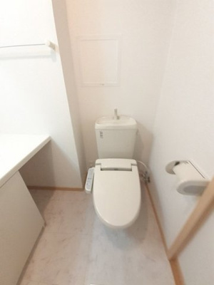 【トイレ】 | キャトルセゾン | トイレです
