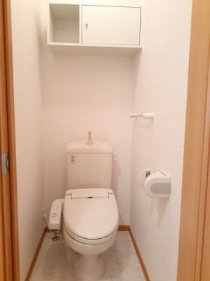 【トイレ】 | クリスタルコート | コンパクトで使いやすいトイレです