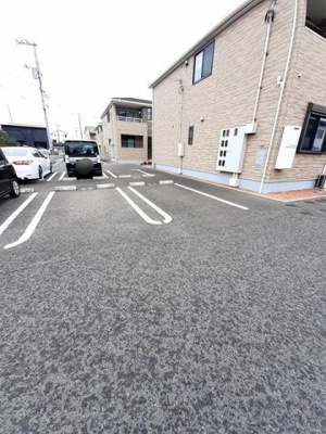 【駐車場】 | クラール・エフⅠ | 駐車場完備です