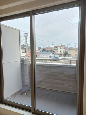 【バルコニー】 | アンジューノ | バルコニー付きです