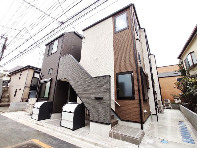 中野区中野６丁目のアパート
