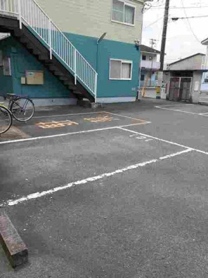 【駐車場】 | ルミネハイツ | 駐車場があるので、車を買う予定の方も安心です