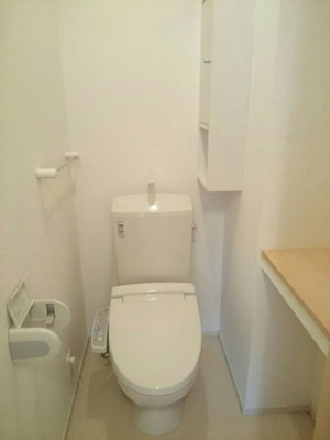 【トイレ】 | スザンヌ　ラングランＡ | 清潔感のあるトイレです