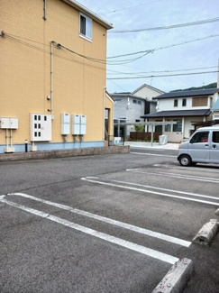 【駐車場】 | プリムローズＨＢ | 駐車場完備です