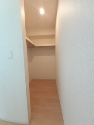 【収納】 | アンビエンテ | たっぷりとした収納スペースです