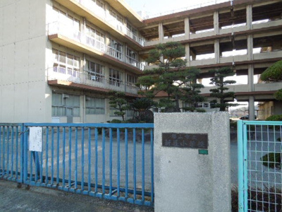 【周辺】 | グレイスガーデン　Ａ | 新涯小学校まで800m