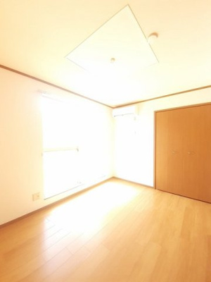 【内装】 | ヴィラグランブルー　Ｂ | 明るい室内です