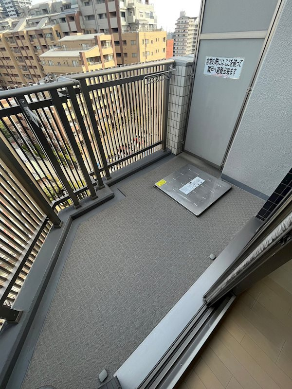 エスリード中山手県庁前のバルコニー