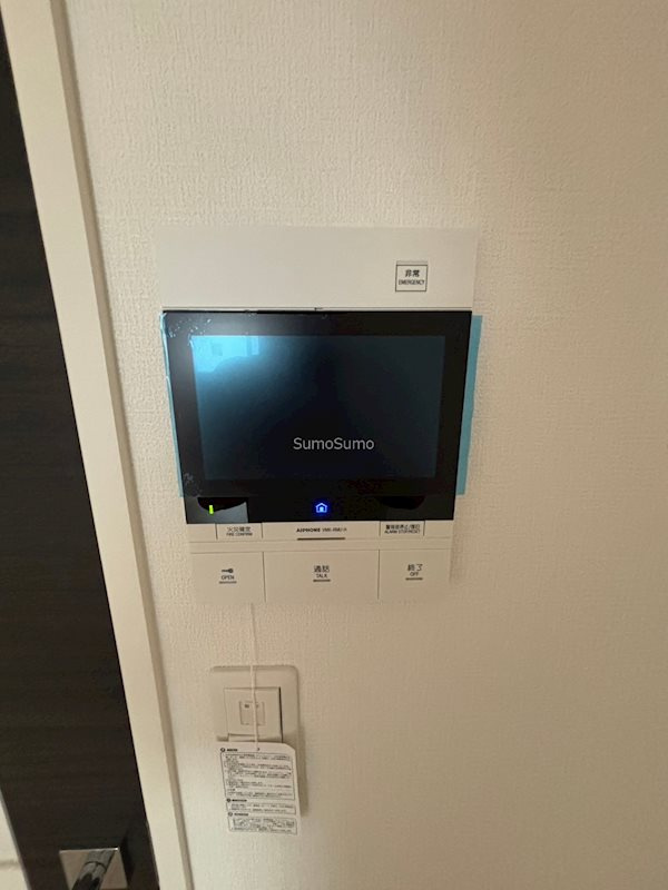 セレニテ難波グランデシュッドのセキュリティ