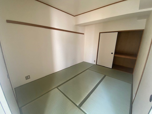 エレガンテ本山の和室