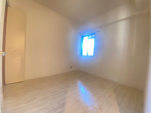 エレガンテ本山の寝室