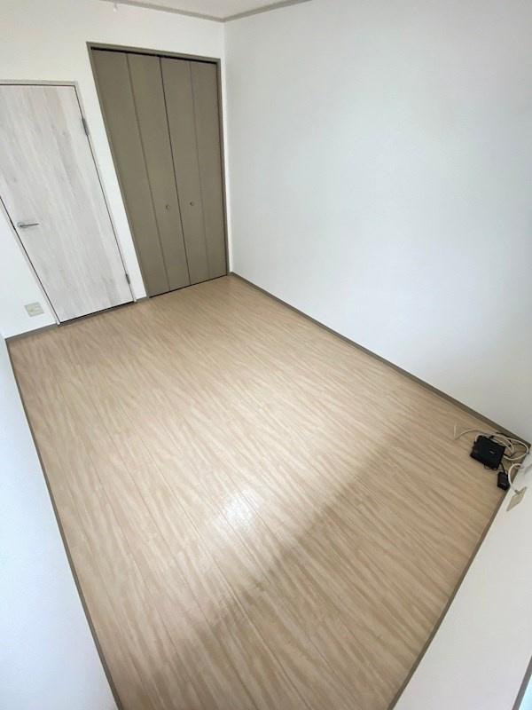 エスペランサ（上大市2丁目）の寝室