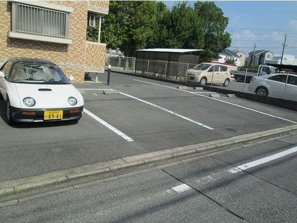 南野館の駐車場