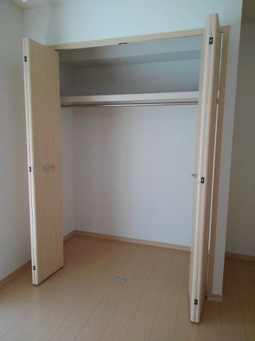 たっぷりとした収納スペースです