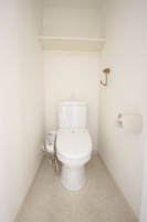 清潔感のあるトイレです