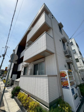 The　Crossの外観