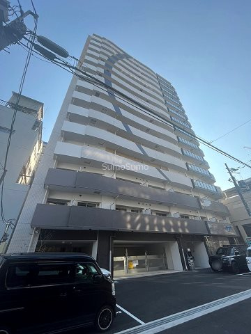 セレニテ本町東リアンの外観