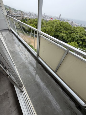 須磨一ノ谷グリーンハイツⅠ棟のバルコニー