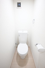コンパクトで使いやすいトイレです