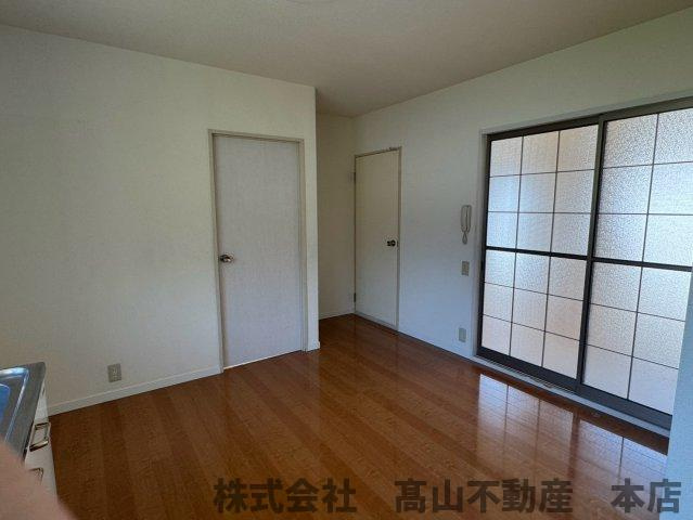 ファミール宗像の居間・リビング