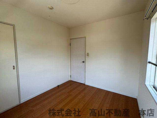 ファミール宗像の洋室