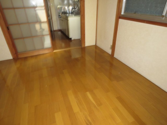 日浦ハイツの洋室|反転タイプ