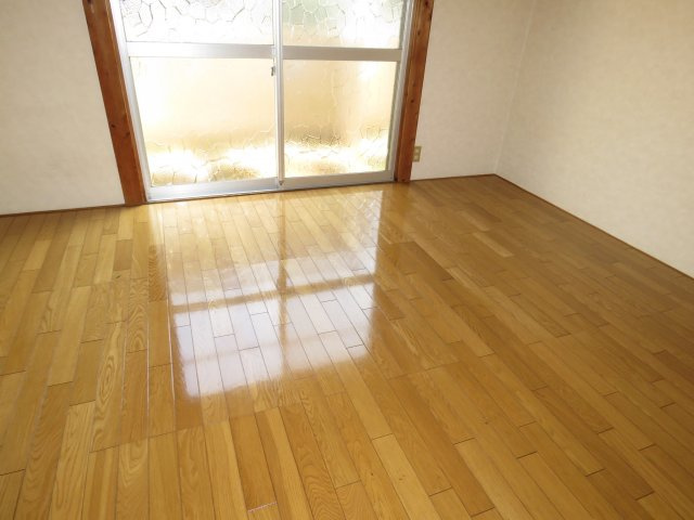 日浦ハイツの洋室|反転タイプ