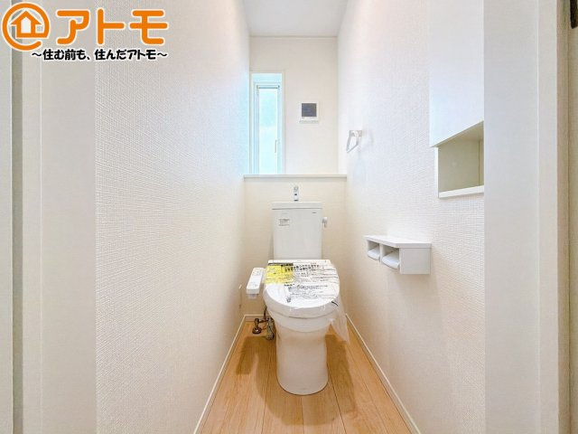 【トイレ】 | 沼津市三枚橋第1　新築一戸建て　全1棟 | 清潔感のあるトイレです！