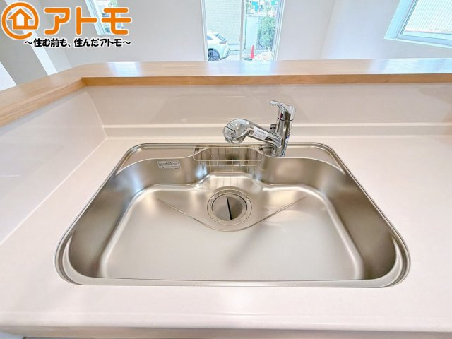 【設備】 | 沼津市三枚橋第1　新築一戸建て　全1棟 | 広いシンクは使い勝手良好です♪