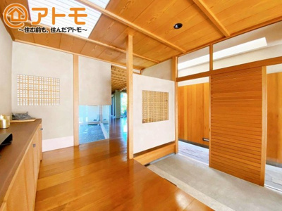 【玄関】 | 富士市中央町2丁目　戸建