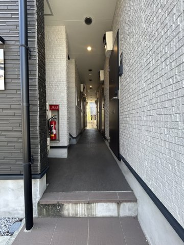 KOSEI Maison松が丘のエントランス