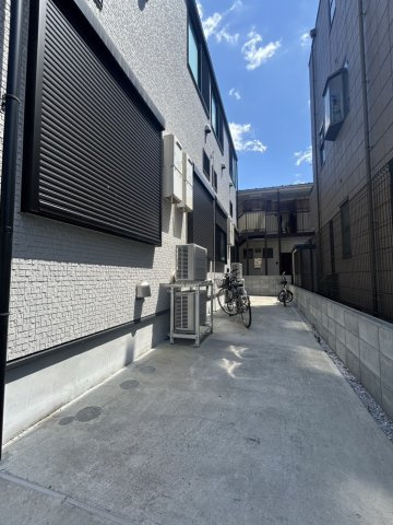 KOSEI Maison松が丘の駐車場