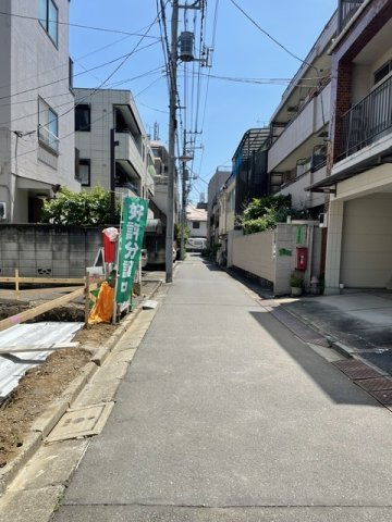 江東区亀戸３丁目　新築戸建ての前面道路含む現地写真|2026年7月撮影