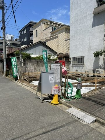 江東区亀戸３丁目　新築戸建ての前面道路含む現地写真|2026年7月撮影