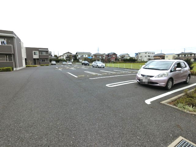 【駐車場】 | カフリーィエ　E