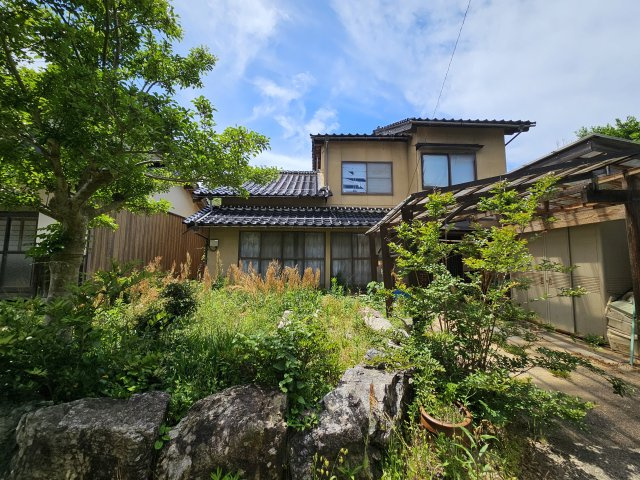 東伯郡湯梨浜町石脇中古戸建ての画像