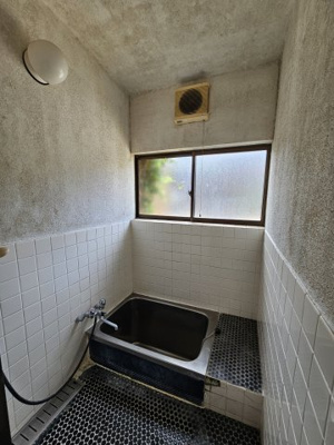 【浴室】 | 東伯郡湯梨浜町石脇中古戸建て